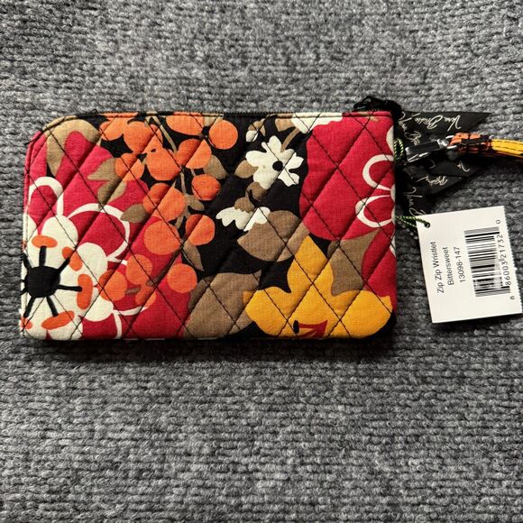 Vera Bradley Wristlet Wallet Red Bittersweet Floral Quilted Card Holder Hippie - Picture 3 of 9